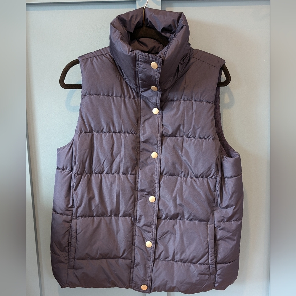 Old Navy Puffer Vest